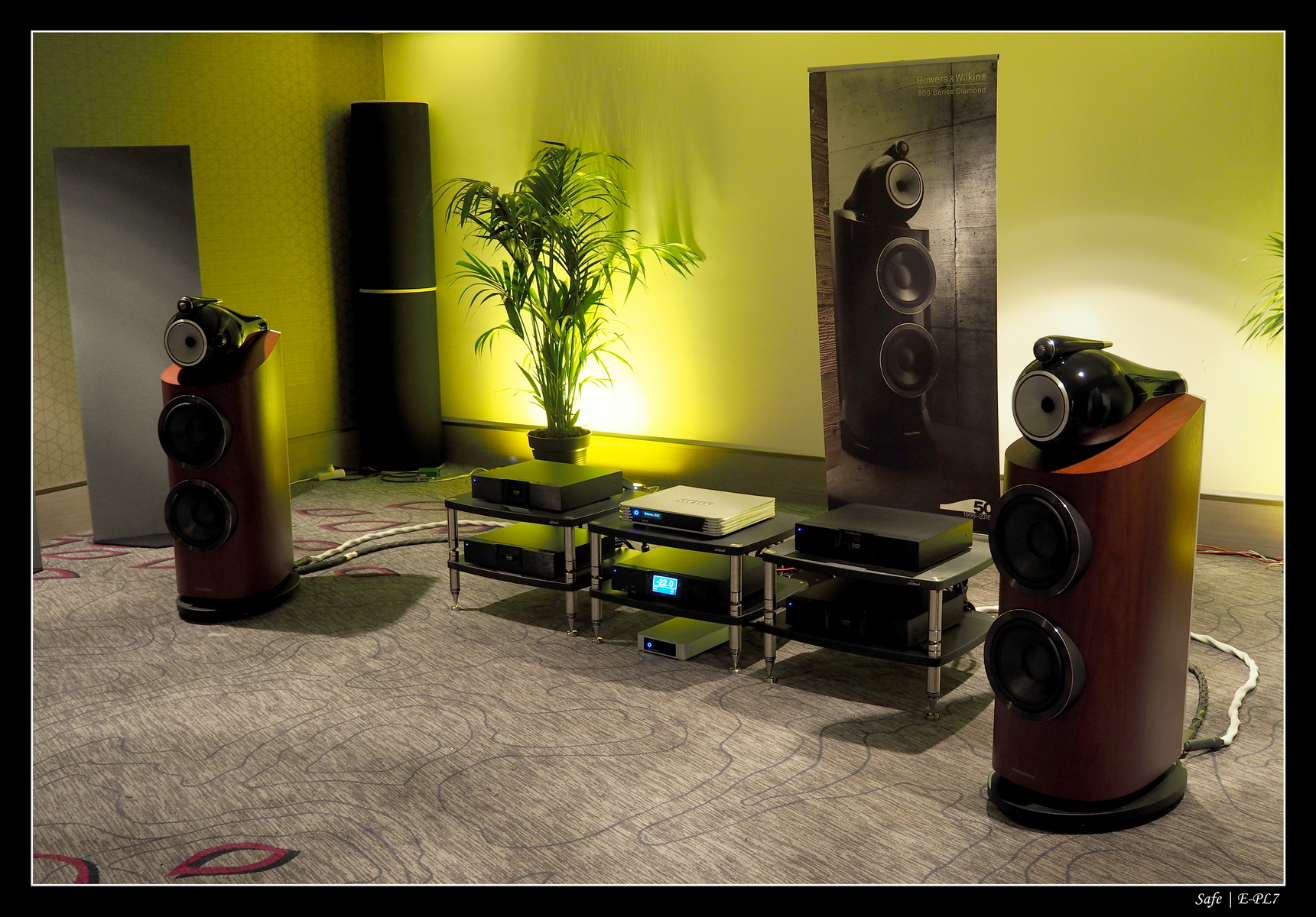 2016   11   Salon Hifi Paris   24